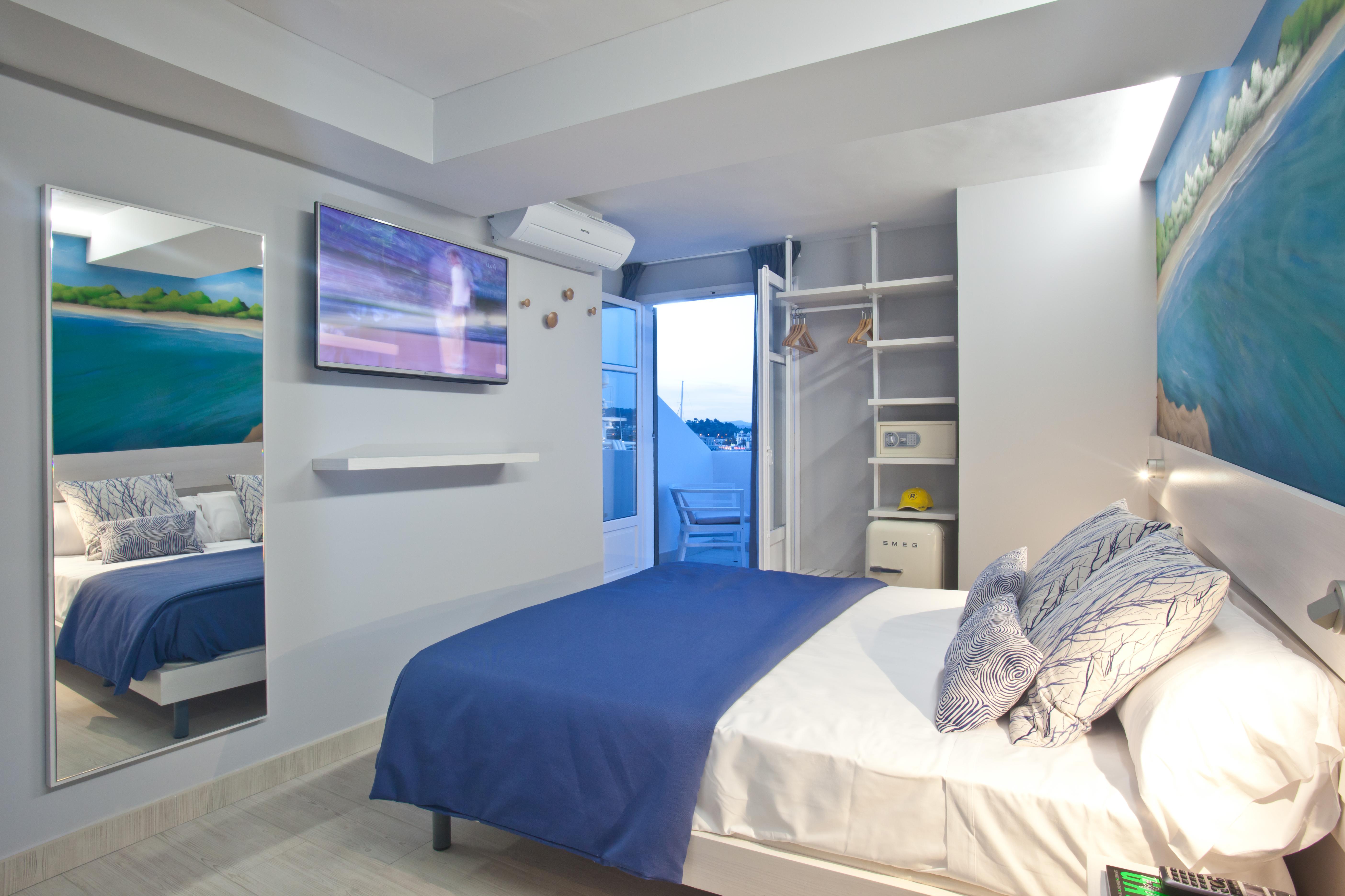 Ryans La Marina 3*