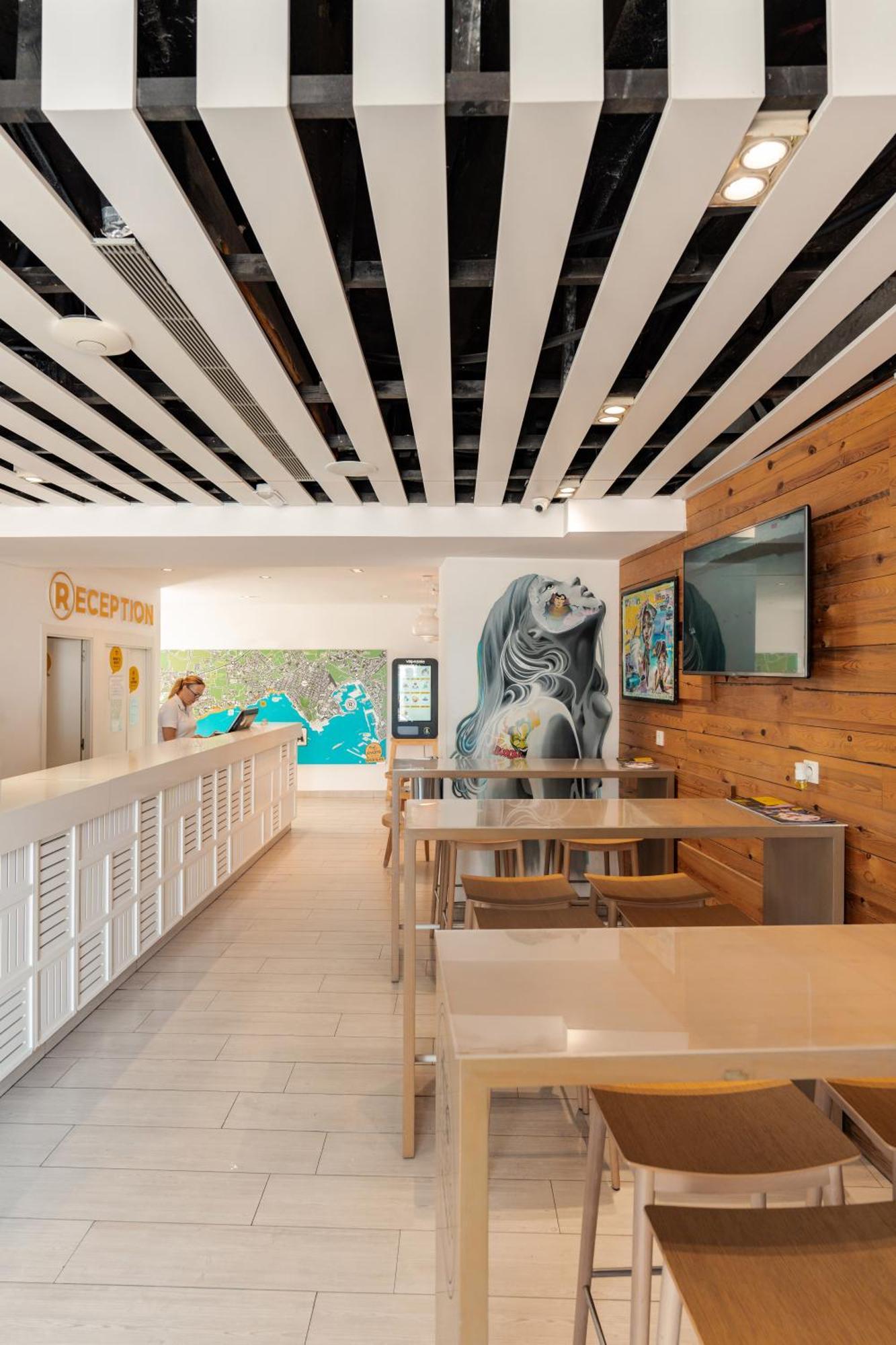Hotel Ryans La Marina Ibiza
